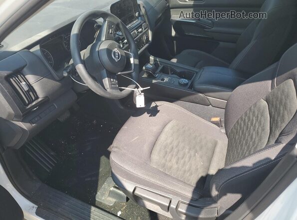 5N1DR3AC9RC295205 2024 NISSAN PATHFINDER Белый Вид салона спереди
