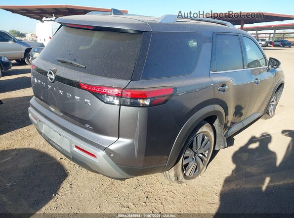 5N1DR3CA4SC227959 2025 NISSAN PATHFINDER Gray Trasero derecho