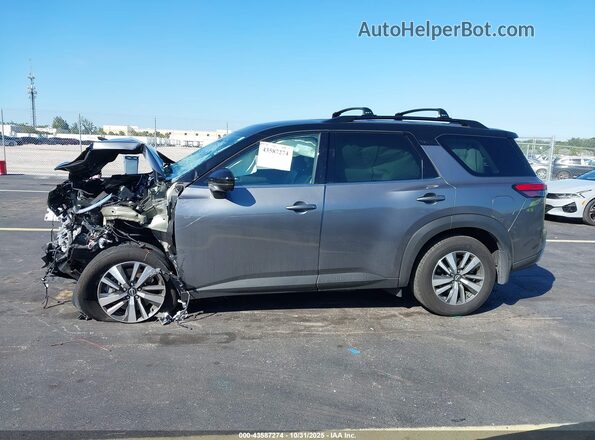 5N1DR3CC0RC306654 2024 NISSAN PATHFINDER Gray Widok wnętrza z tyłu