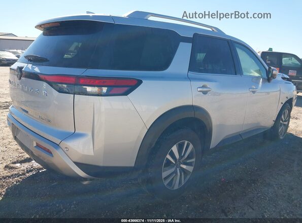 5N1DR3CC0SC246154 2025 NISSAN PATHFINDER Silver უკანა მარჯვენა