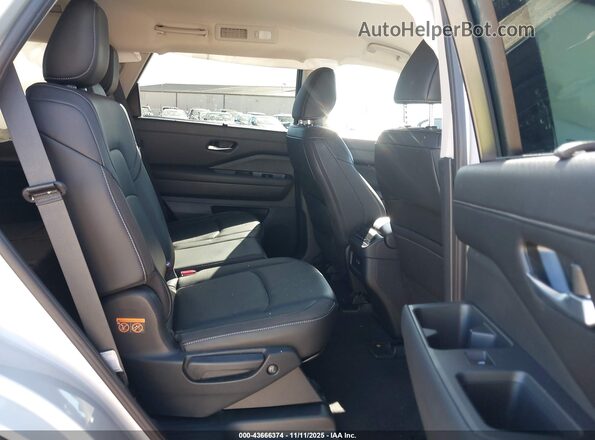 5N1DR3CC0SC246154 2025 NISSAN PATHFINDER Silver VIN კოდის სტიკერის ხედი