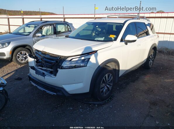 5N1DR3CC4PC264017 2023 NISSAN PATHFINDER White წინა მარცხენა ხედი სამი მეოთხედიდან