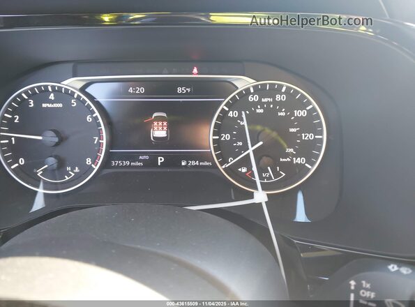 5N1DR3CC8PC222806 2023 NISSAN PATHFINDER Red Հետևի նստատեղերի տեսք