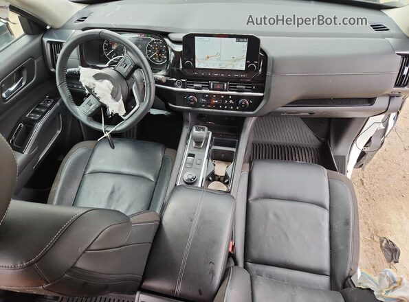 5N1DR3CC9PC215332 2023 NISSAN PATHFINDER White 