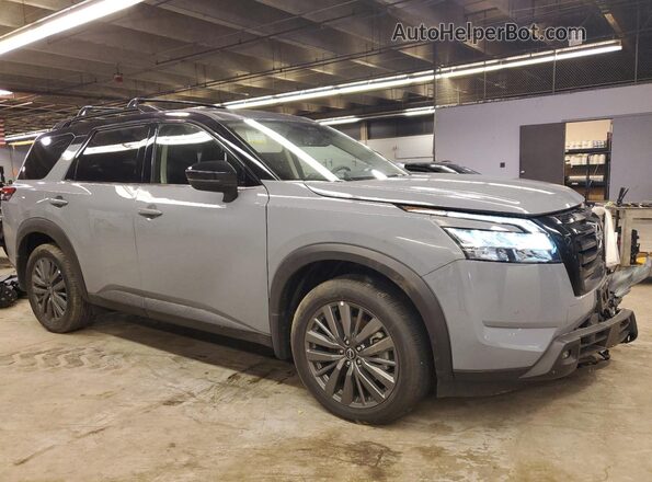 5N1DR3CD1RC288058 2024 NISSAN PATHFINDER Серый Передняя правая четверть