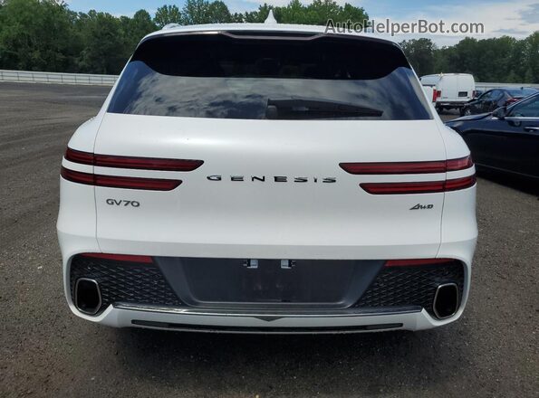 5NMMADTB4RH016458 2024 GENESIS GV70 White Rear view