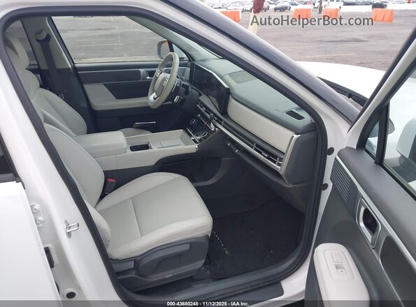 5NMP24GL6RH057350 2024 HYUNDAI SANTA FE White Front interior view