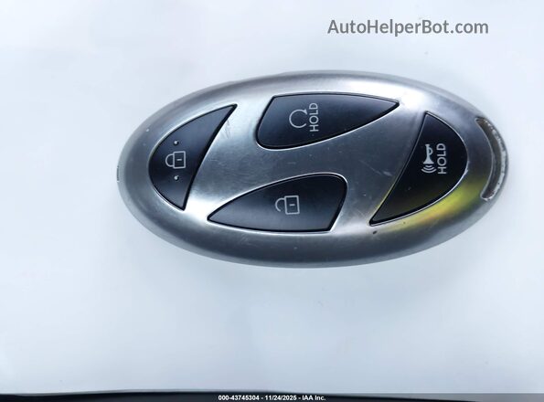 5NMP2DG13SH022625 2025 HYUNDAI SANTA FE HYBRID Silver Вид панелі приладів