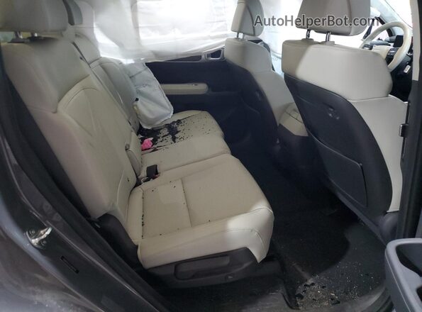 5NMP2DG16SH019928 2025 HYUNDAI SANTA Gray Vista interior trasera