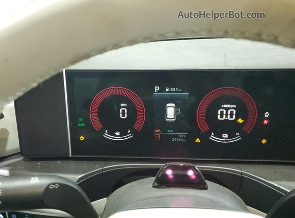 5NMP2DG16SH019928 2025 HYUNDAI SANTA Gray Vista del cuadro de instrumentos