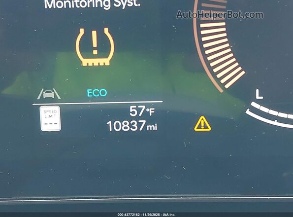 5NMP2DG17SH049889 2025 HYUNDAI SANTA FE HYBRID Black 