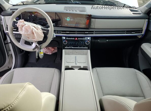 5NMP34G12SH017963 2025 HYUNDAI SANTA White Widok deski rozdzielczej