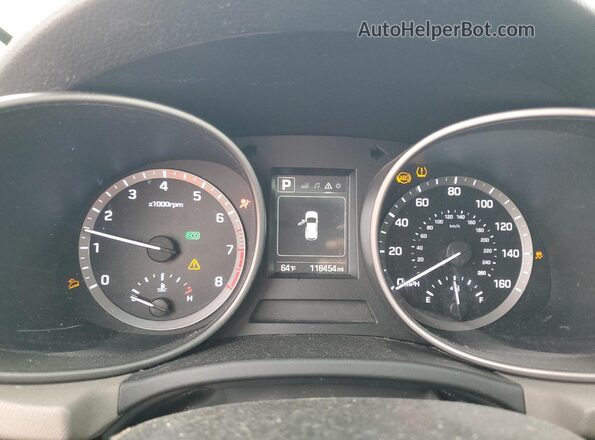 5NMZT3LB2JH086071 2018 HYUNDAI SANTA White 