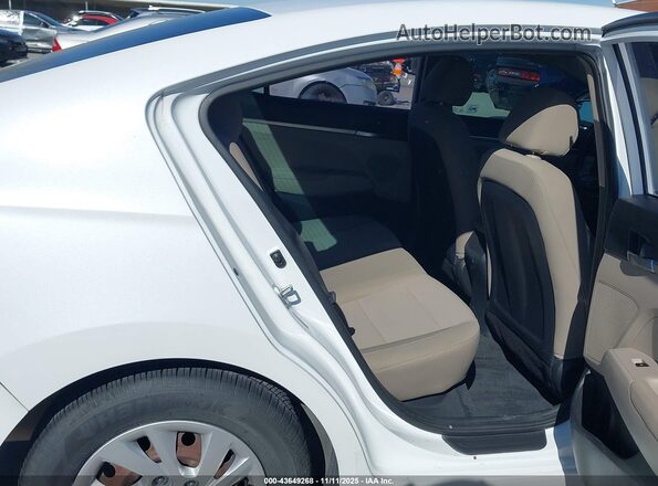 5NPD74LF5KH497136 2019 HYUNDAI ELANTRA White VIN կոդի պիտակի տեսք