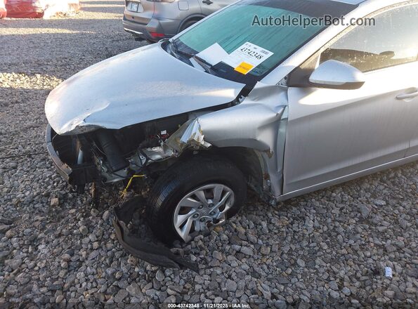 5NPD74LF6JH352086 2018 HYUNDAI ELANTRA Silver წინა ხედი