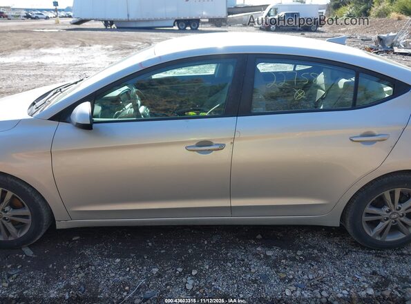 5NPD84LF2JH227583 2018 HYUNDAI ELANTRA Silver 