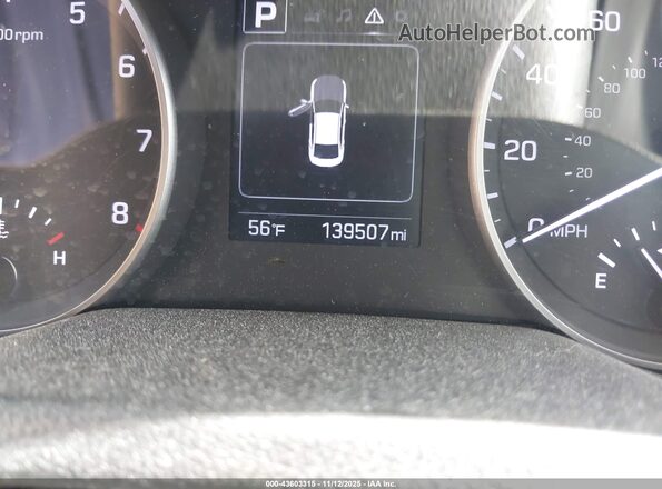 5NPD84LF2JH227583 2018 HYUNDAI ELANTRA Silver 