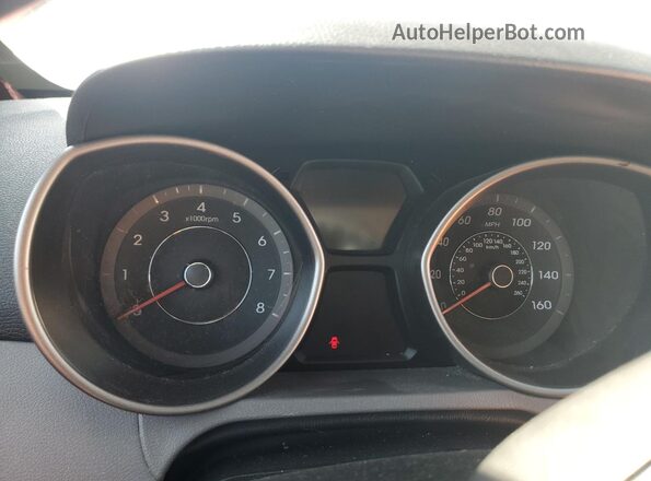 5NPDH4AE8GH667102 2016 HYUNDAI ELANTRA Red Widok zestawu wskaźników