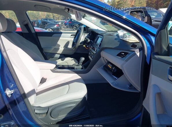 5NPE24AF0JH657007 2018 HYUNDAI SONATA Blue Սալոնի դիմացի տեսք