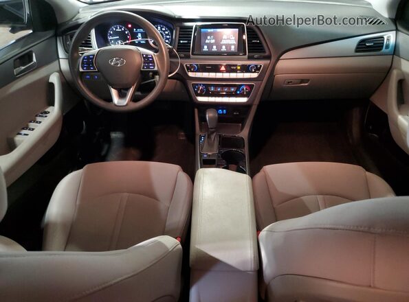 5NPE24AF6KH820146 2019 HYUNDAI SONATA White წინა პანელის ხედი