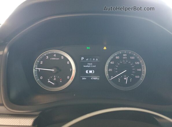 5NPE24AFXJH682030 2018 HYUNDAI SONATA White 