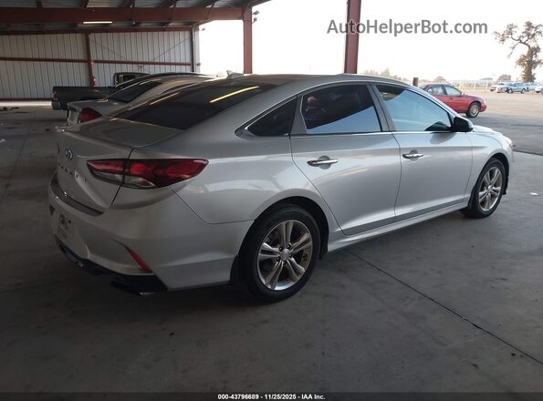 5NPE34AF0JH726758 2018 HYUNDAI SONATA Серебряный Задняя правая четверть