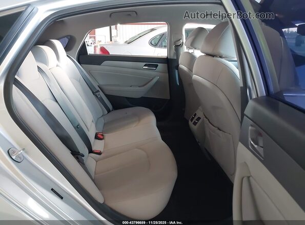 5NPE34AF0JH726758 2018 HYUNDAI SONATA Серебряный Вид наклейки с VIN-кодом