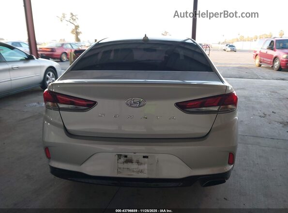 5NPE34AF0JH726758 2018 HYUNDAI SONATA Серебряный 