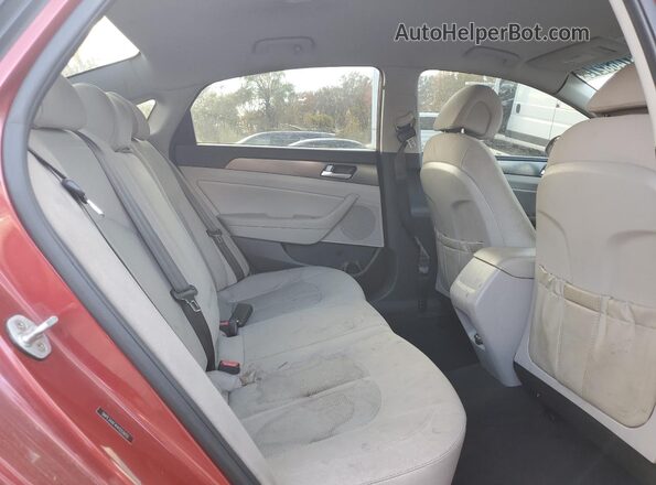 5NPE34AF4HH552655 2017 HYUNDAI SONATA Red უკანა სავარძლების ხედი