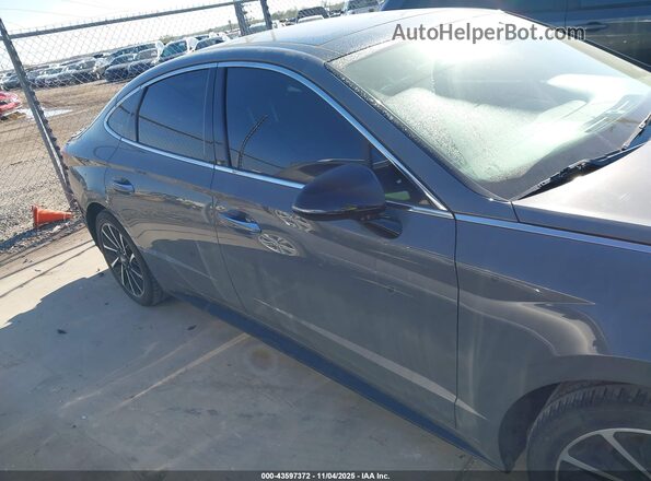 5NPEJ4J25LH024358 2020 HYUNDAI SONATA Gray Widok wnętrza z tyłu