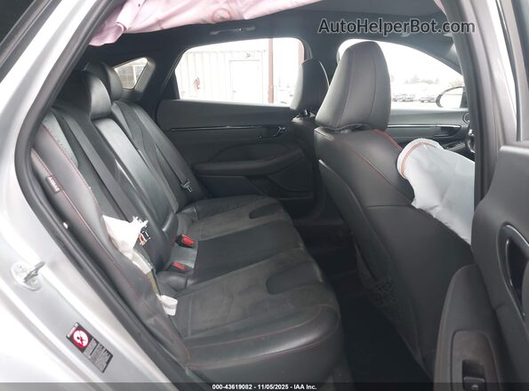 5NPEK4JC7MH132794 2021 HYUNDAI SONATA Silver VIN կոդի պիտակի տեսք
