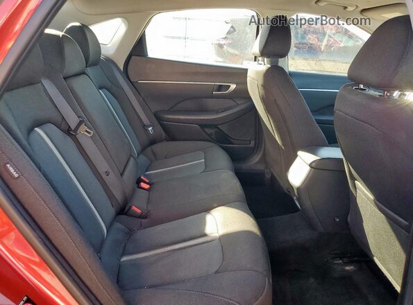 5NPEL4JAXLH026480 2020 HYUNDAI SONATA Red Vista de los asientos traseros