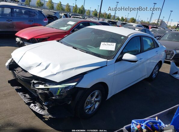 5NPLL4AG0NH077422 2022 HYUNDAI ELANTRA White 
