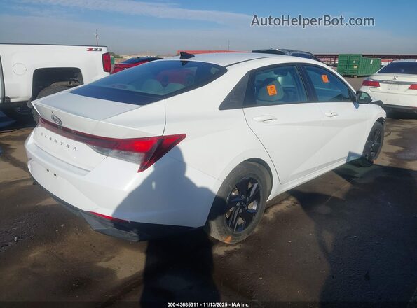 5NPLM4AG1MH048894 2021 HYUNDAI ELANTRA Белый Задняя правая четверть
