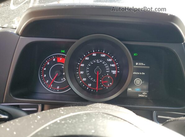 5NPLM4AG3NH058392 2022 HYUNDAI ELANTRA Black Widok zestawu wskaźników