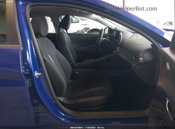 5NPLM4AG3NH072647 2022 HYUNDAI ELANTRA Blue წინა სალონის ხედი