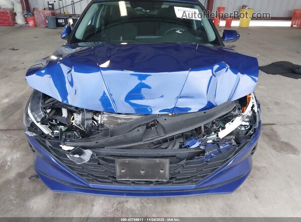 5NPLM4AG3NH072647 2022 HYUNDAI ELANTRA Blue წინა ხედი