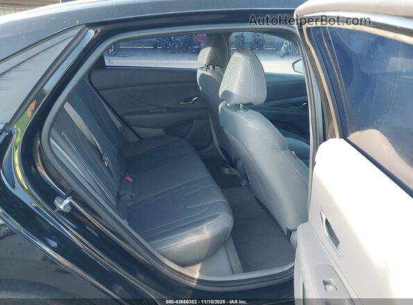 5NPLM4AG5NH067076 2022 HYUNDAI ELANTRA Black Vista de la etiqueta del VIN