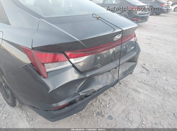 5NPLM4AG8NH077441 2022 HYUNDAI ELANTRA Gray Widok z przodu