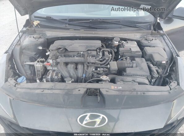 5NPLM4AG8NH077441 2022 HYUNDAI ELANTRA Gray Widok z tyłu