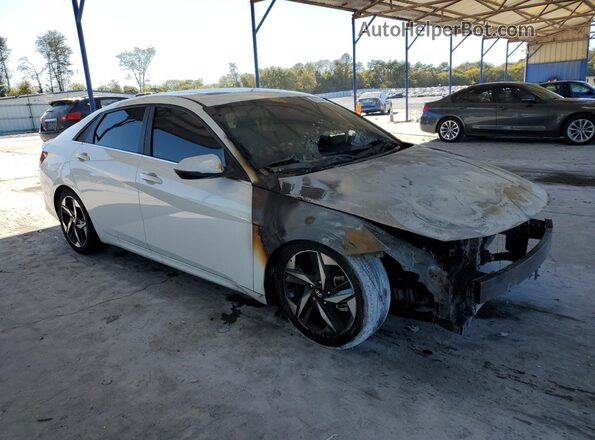 5NPLN4AG4NH056440 2022 HYUNDAI ELANTRA White Delantero derecho