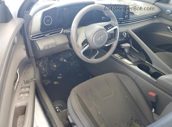 5NPLN4AG4NH056440 2022 HYUNDAI ELANTRA White Vista del salpicadero