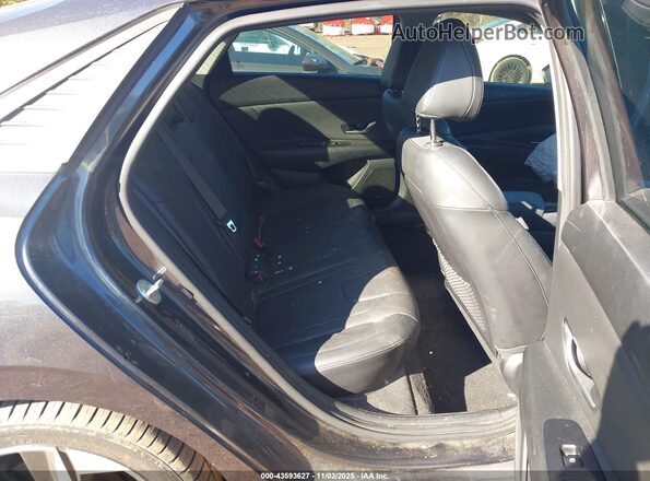 5NPLP4AG3NH056598 2022 HYUNDAI ELANTRA Black Widok naklejki z numerem VIN