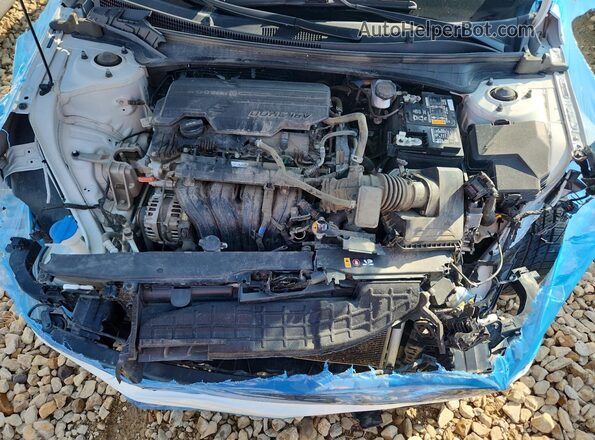 5NPLS4AG6NH059803 2022 HYUNDAI ELANTRA White Вид задньої частини салону