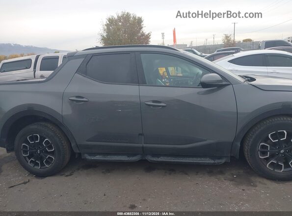 5NTJDDAF8NH026568 2022 HYUNDAI SANTA CRUZ Gray Rear interior view