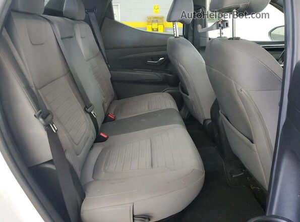5NTJDDAF9NH007513 2022 HYUNDAI SANTA White Вид задніх сидінь