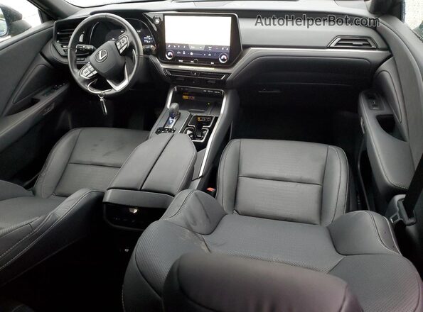 5TDAAAA67RS005443 2024 LEXUS TX Gray Widok deski rozdzielczej