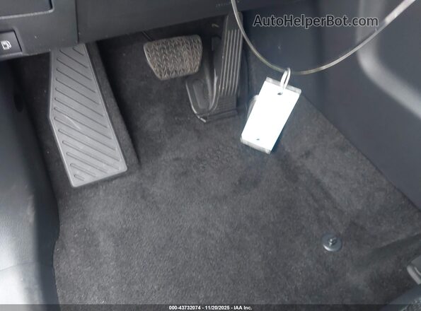 5TDAAAB59SS102736 2025 TOYOTA GRAND HIGHLANDER Black Առջևի վահանակի տեսք