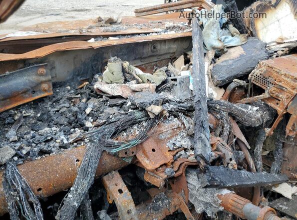 5TDBGRFH6JS048882 2018 TOYOTA HIGHLANDER HYBRID Burn Սարքավորումների վահանակի տեսք