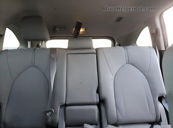 5TDBZRBH4LS502842 2020 TOYOTA HIGHLANDER Silver Вид задніх сидінь